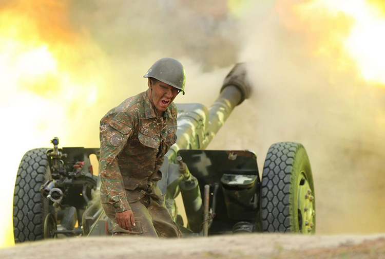 Der armenische Soldat Albert Hovhannisyan starb bei der Verteidigung von Bergkarabach.